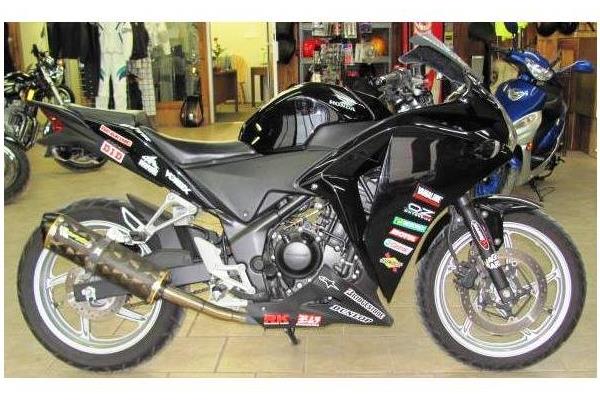 2011 Honda CBR250r Salvage parts motorcycle